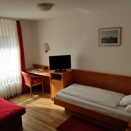Gasthaus Zum Engel Hotel Ращат Екстериор снимка